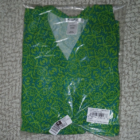 K Jordan S Teal-Kiwi Abstract Twist Shark Bite Top - Picture 2 of 5